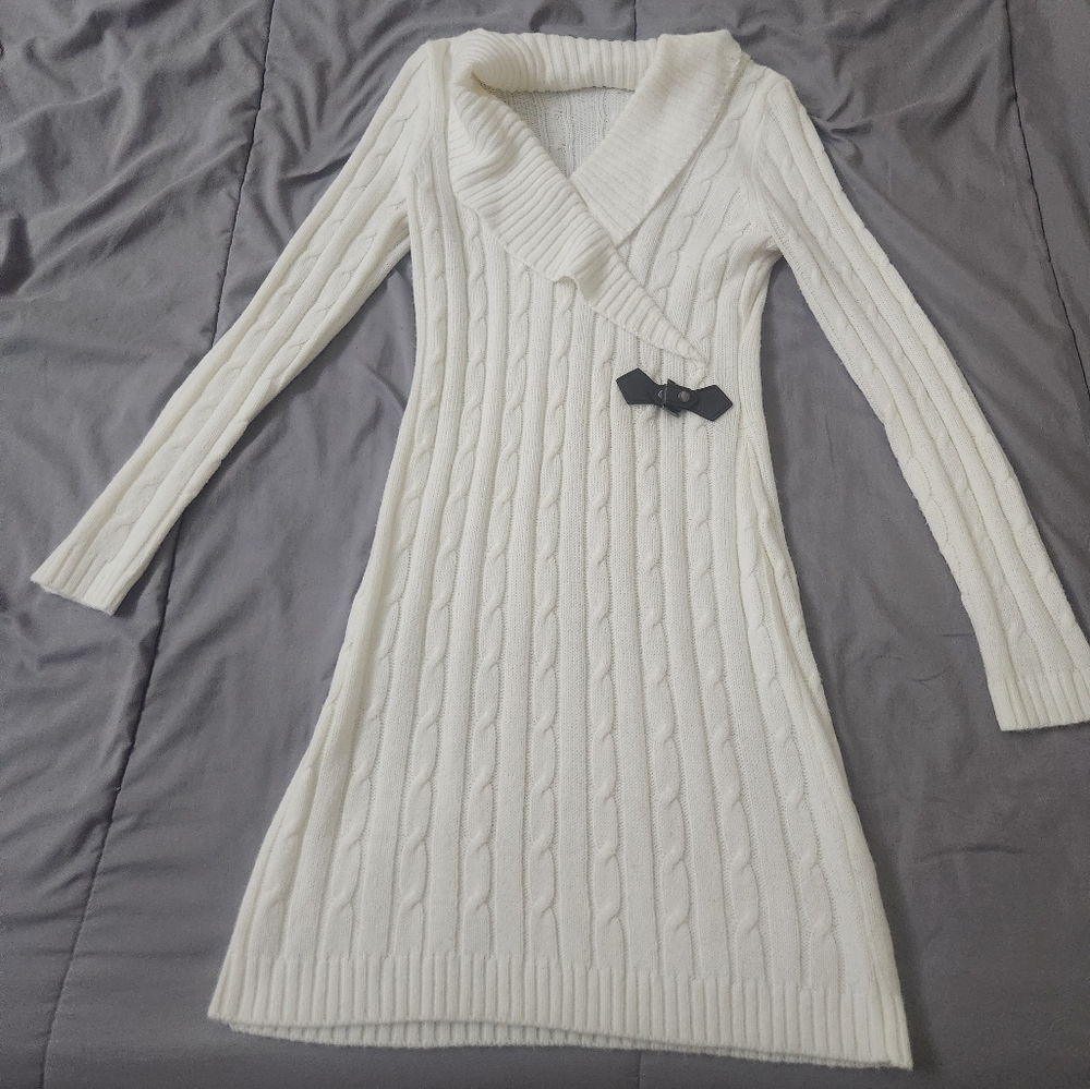 White knit dress